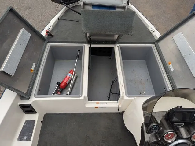 Slide: The Image of Stratos 176 2009 - 9