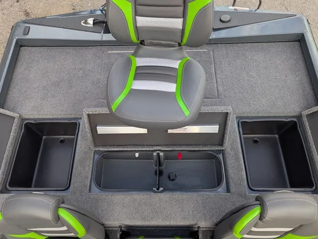 Slide: The Image of Ranger RT198P 2022 - 12