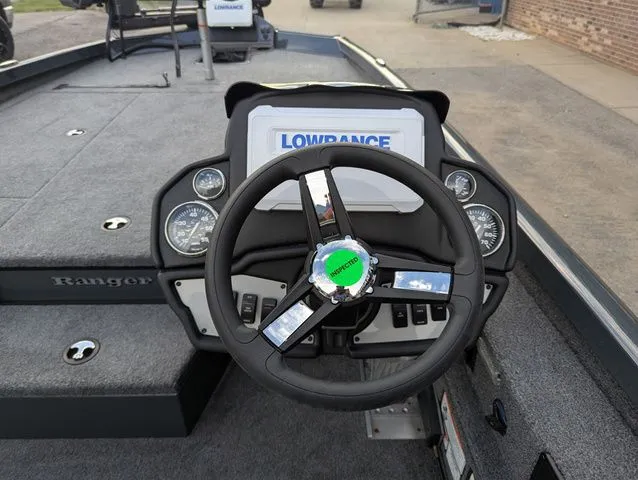 Slide: The Image of Ranger RT198P 2022 - 6