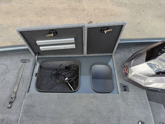 Slide: The Image of Ranger RT198P 2022 - 9