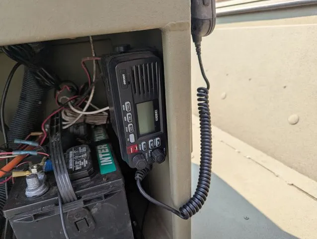 Slide: The Image of Lowe Roughneck 1860 2018 - 5