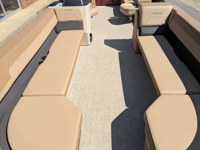 Slide: The Image of Lowe LS230W 2026 - 10