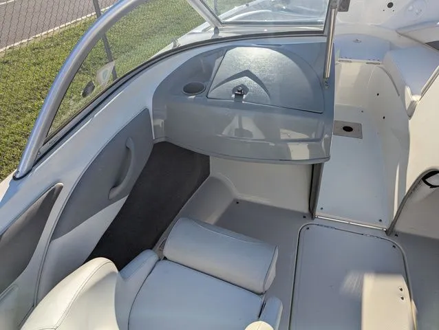 Slide: The Image of Bayliner 184 SF 2010 - 6