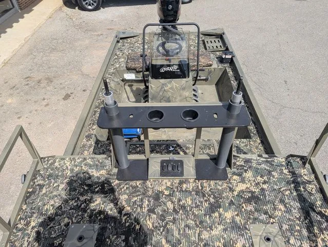 Slide: The Image of Tracker 1860 CC 2016 - 6