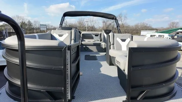 Slide: The Image of Evotti 521CS 2026 - 12