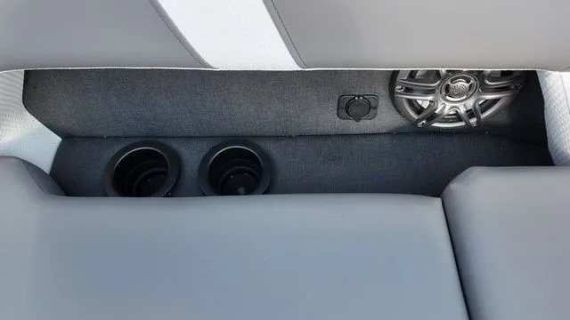 Slide: The Image of Evotti 521CS 2026 - 16