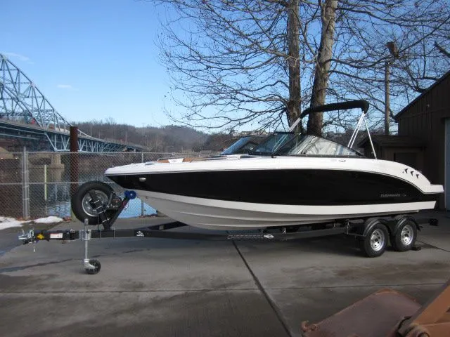 Slide: The Image of Chaparral 23 SSI SPORT 2026 - 3