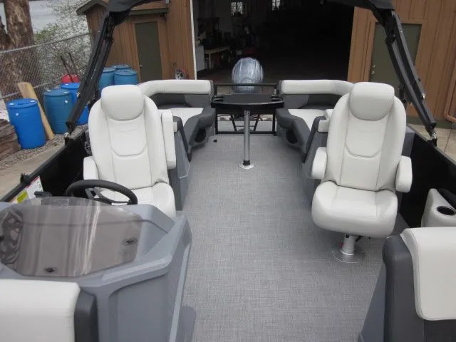 Slide: The Image of Sylvan R-22 LZ DH 2026 - 12