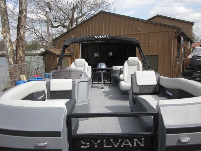 Slide: The Image of Sylvan R-22 LZ DH 2026 - 9