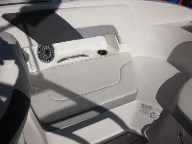 Slide: The Image of Chaparral 23 Surf 2023 - 21