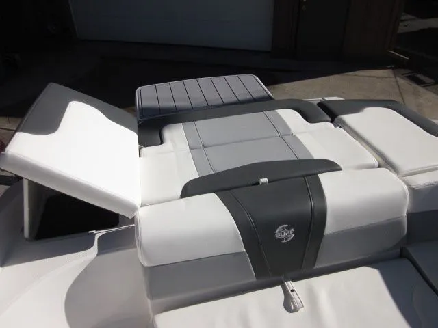 Slide: The Image of Chaparral 23 Surf 2023 - 31