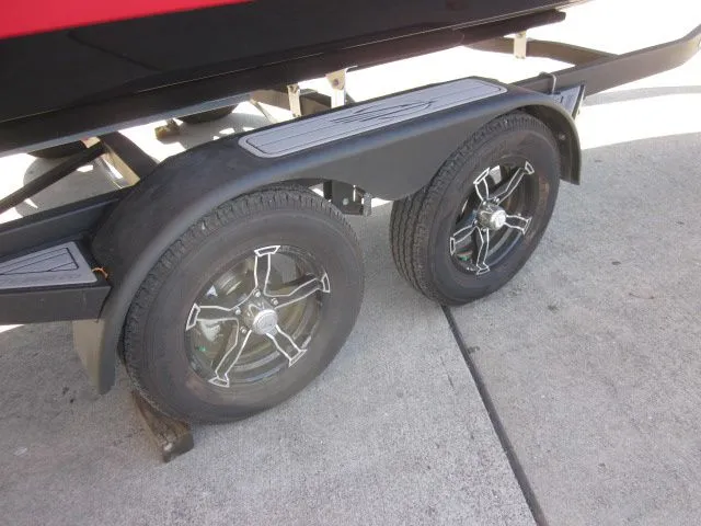 Slide: The Image of Chaparral 23 Surf 2023 - 38