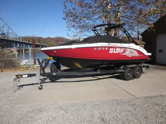 Slide: The Image of Chaparral 23 Surf 2023 - 42