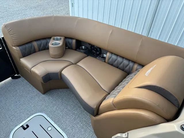 Slide: The Image of Bennington 23LXSSB 2026 - 12