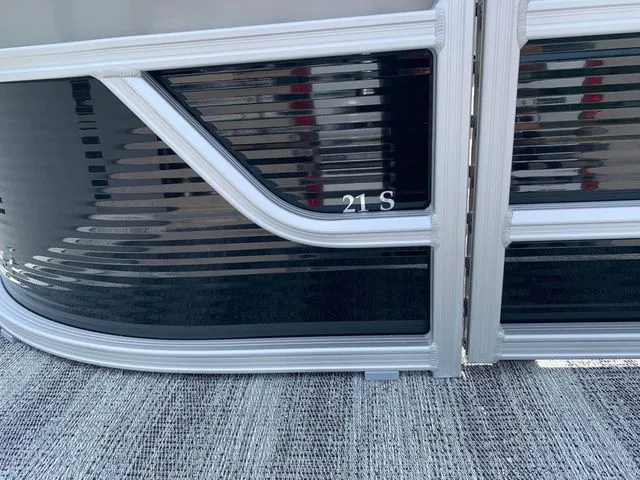 Slide: The Image of Bennington 21SSRE 2025 - 10