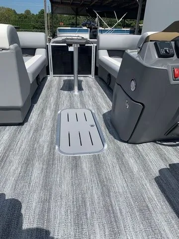 Slide: The Image of Bennington 21SSRE 2025 - 11