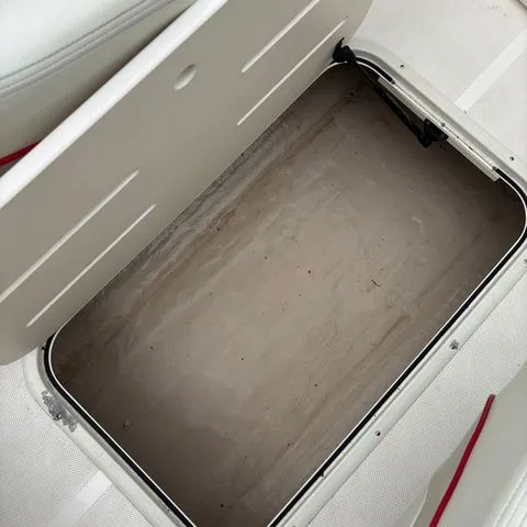 Slide: The Image of Bryant 190 RB 2007 - 10