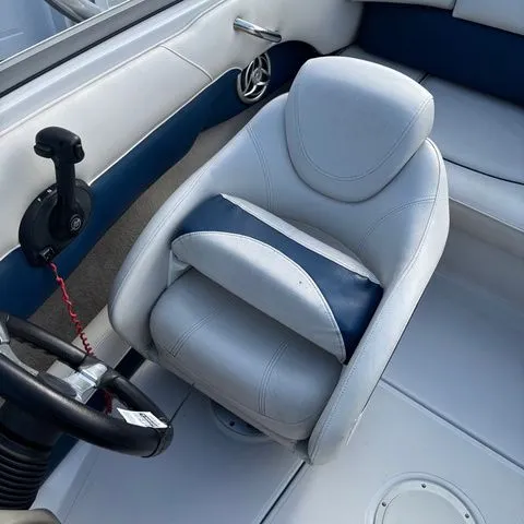 Slide: The Image of Crownline Boats 185 SS 2009 - 8