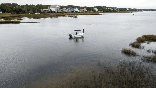 Slide: The Image of Parker Marine 180 Coastal 2026 - 12