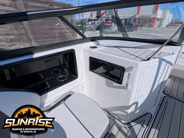 Slide: The Image of Yamaha 195S 2026 - 11