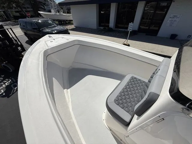 Slide: The Image of May-Craft 2000 CAPE CLASSIC 2026 - 13