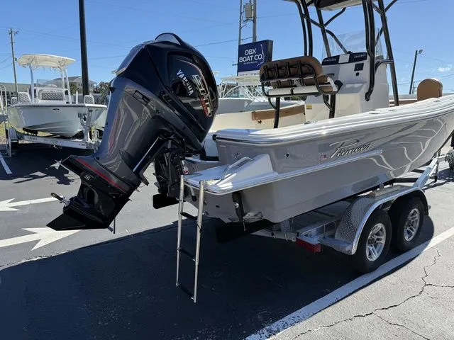 Slide: The Image of Pioneer 220 Bay Sport 2026 - 6