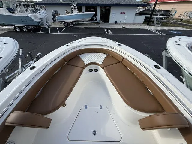 Slide: The Image of Pioneer 222 Sportfish 2026 - 14