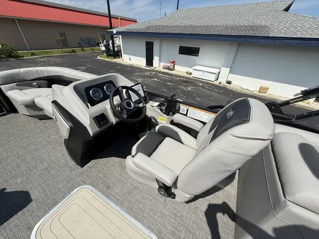 Slide: The Image of Barletta Aria A22QC 2026 - 11