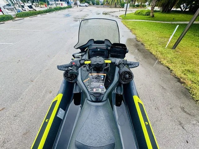 Slide: The Image of Sea-Doo EXPLORER PRO 170 TECH 2023 - 7