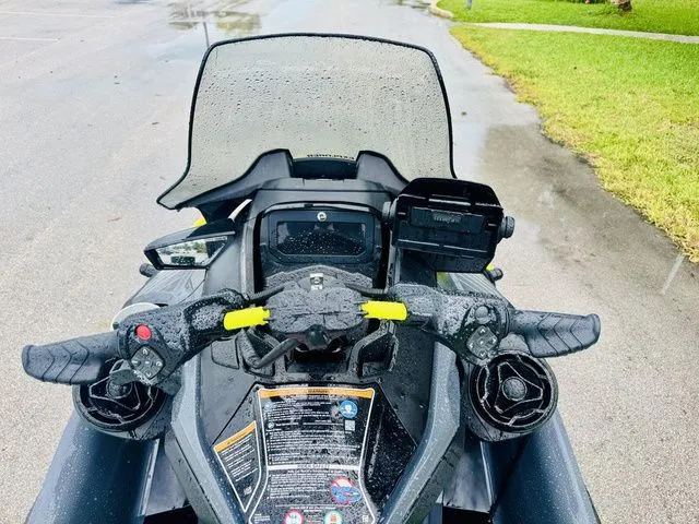 Slide: The Image of Sea-Doo EXPLORER PRO 170 TECH 2023 - 8