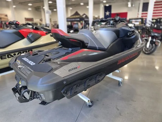 Slide: The Image of Sea-Doo GTR 2025 - 8