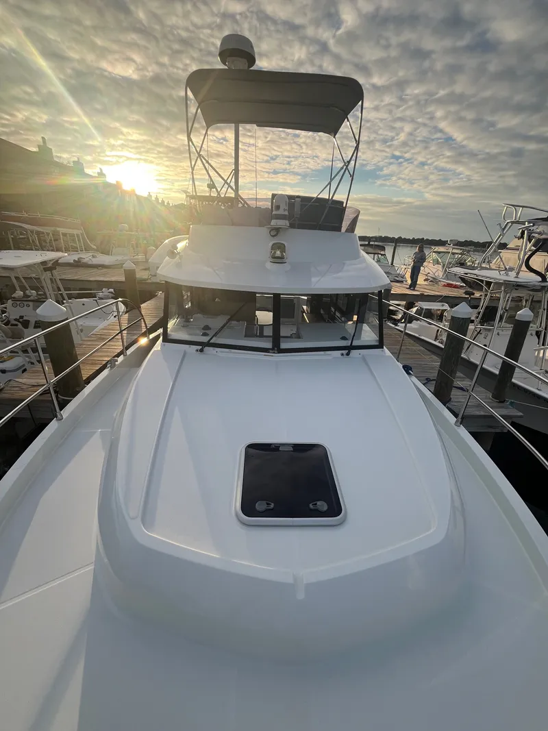 Slide: The Image of Beneteau Swift Trawler 30 2016 - 26