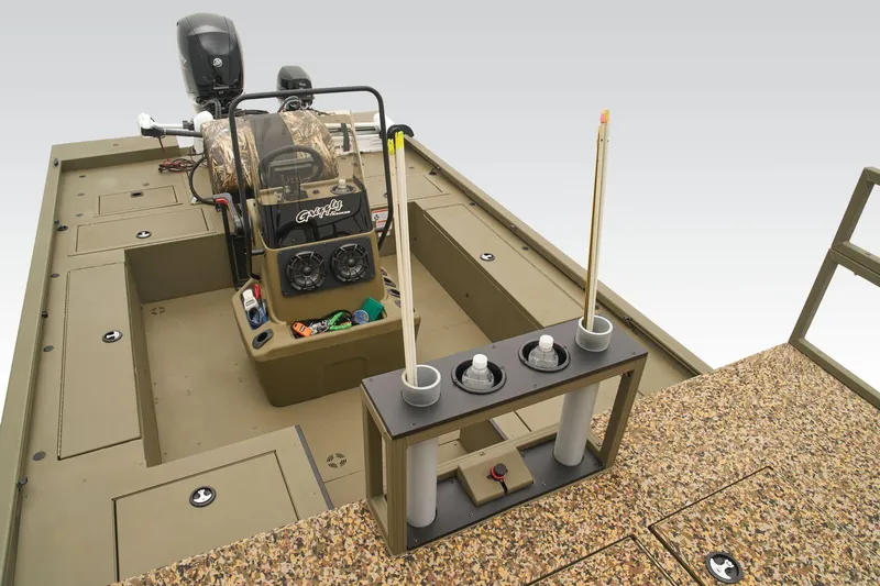 Slide: The Image of Tracker Grizzly 2072 CC Sportsman Kicker 2025 - 46