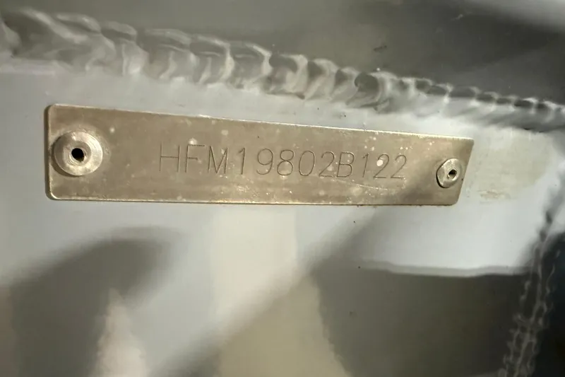 Slide: The Image of Hull identification number on 2022 Highfield Sport 460 boat. - 4