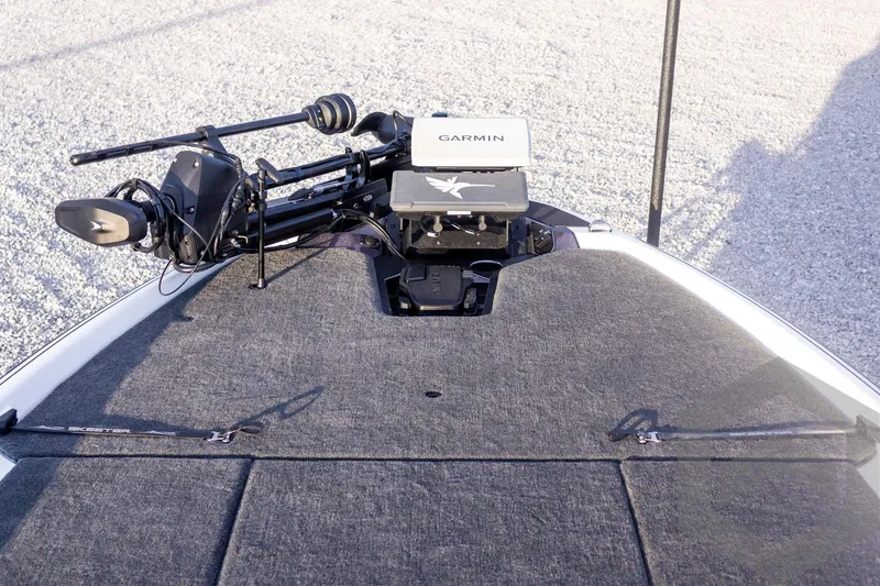 Slide: The Image of 2026 Skeeter FXR21 FLEX boat deck with Garmin equipment and trolling motor. - 33