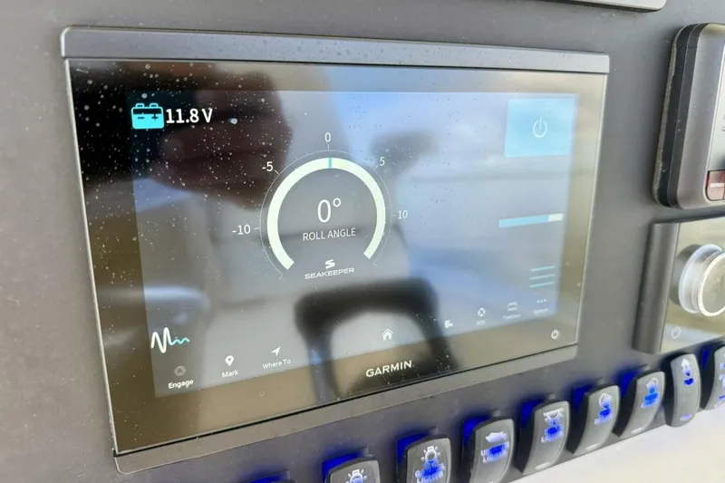 Slide: The Image of Garmin display on 2006 Regulator 29 Forward Seating showing roll angle and voltage. - 20