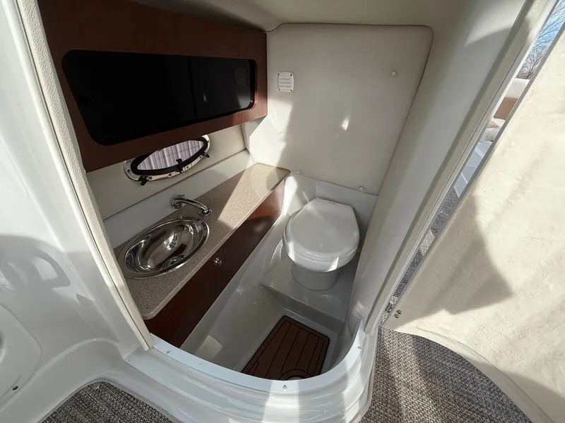 Slide: The Image of Crownline Boats 285SS 2016 - 17