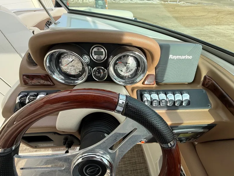 Slide: The Image of Crownline Boats 285SS 2016 - 20