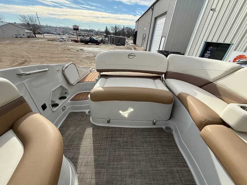 Slide: The Image of Crownline Boats 285SS 2016 - 25