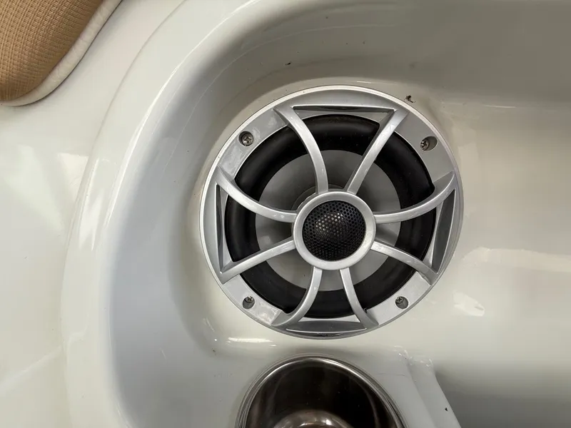 Slide: The Image of Crownline Boats 285SS 2016 - 28