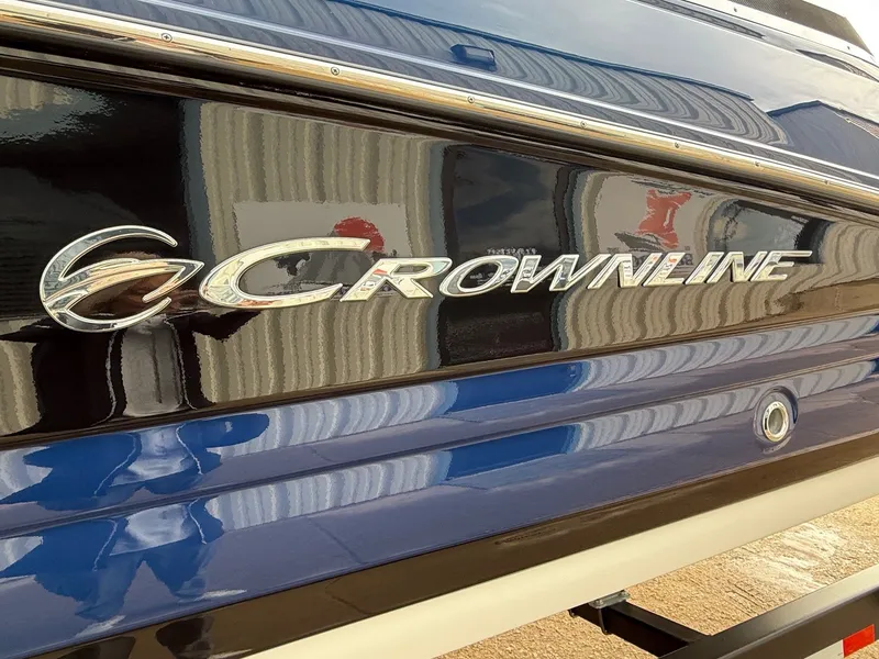 Slide: The Image of Crownline Boats 285SS 2016 - 5