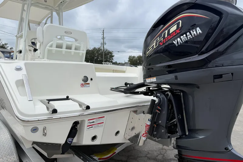 Slide: The Image of 2026 Pathfinder 2400 TRS boat with Yamaha VMAX SHO engine, rear view. - 17