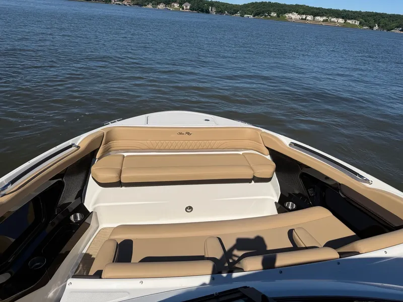 Slide: The Image of Sea Ray SLX 360 Outboard 2026 - 10
