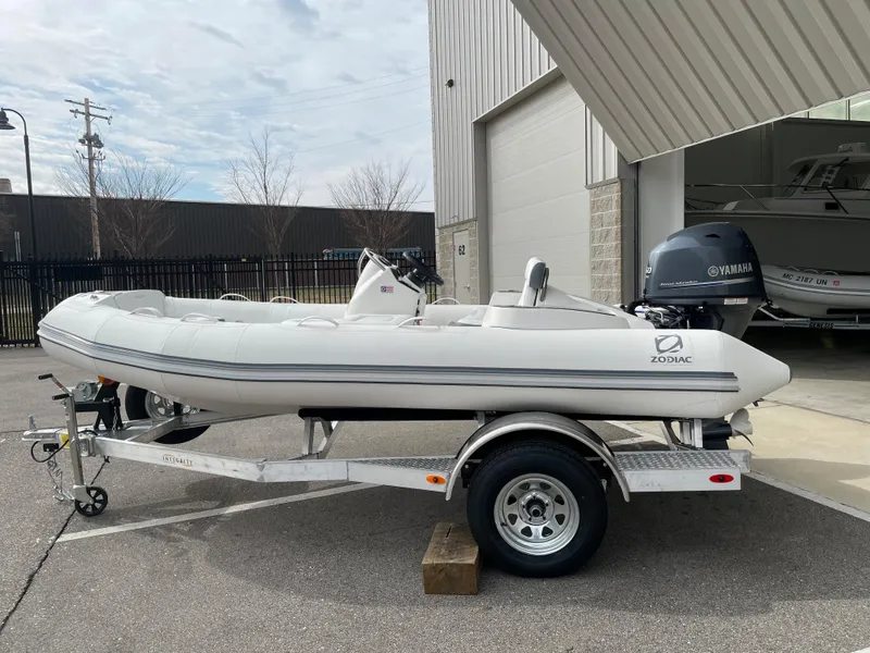 The Image of Zodiac Yachtline 440 DL NEO 60hp on trailer, year 2026. - 0