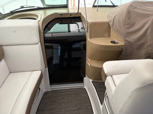 Slide: The Image of Four Winns 355 Vista 2016 - 12