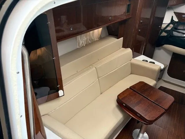 Slide: The Image of Four Winns 355 Vista 2016 - 14