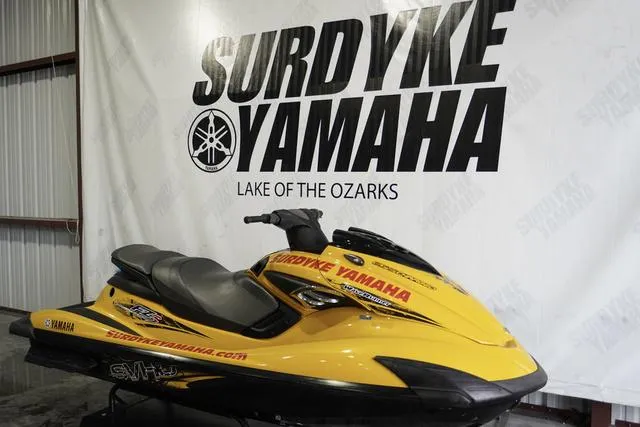 Slide: The Image of Yamaha FZS 2014 - 2