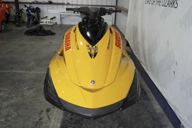 Slide: The Image of Yamaha FZS 2014 - 5