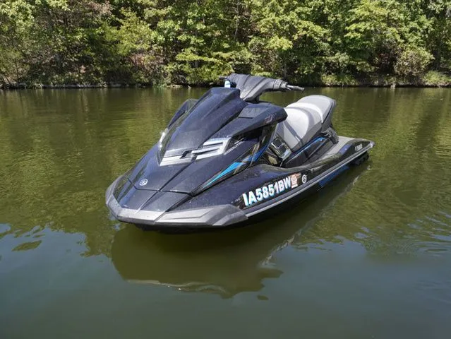 Slide: The Image of Yamaha FX HO 2015 - 4