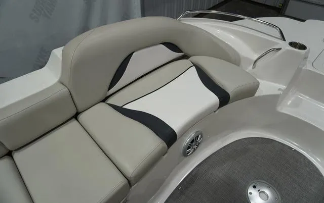 Slide: The Image of Starcraft Star Step 221 E I/O 2019 - 37